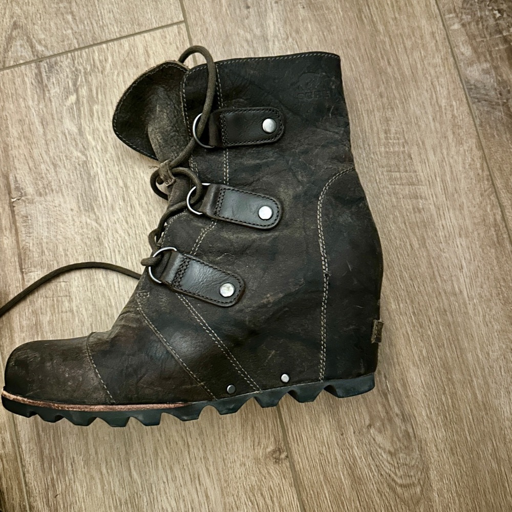 Women’s Sorel Joan of Artic waterproof wedge